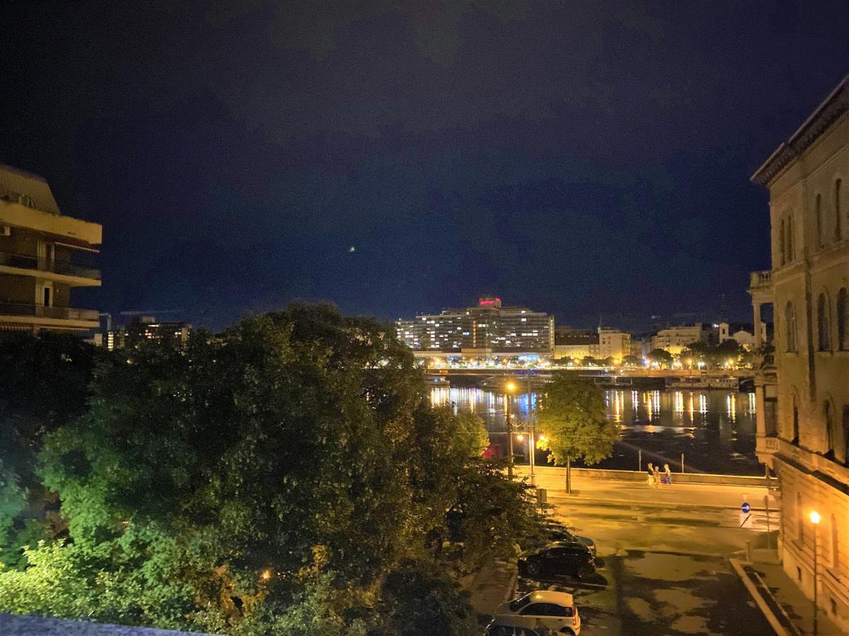 בודפשט Danube View Artapartment With Balcony מראה חיצוני תמונה